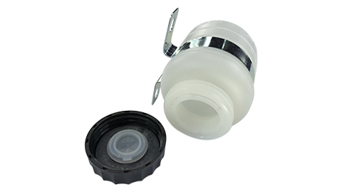 ausgleichbehaelter-kupplung-bremsfluessigkeit-unimog-424-425-427-435-437-shop_03