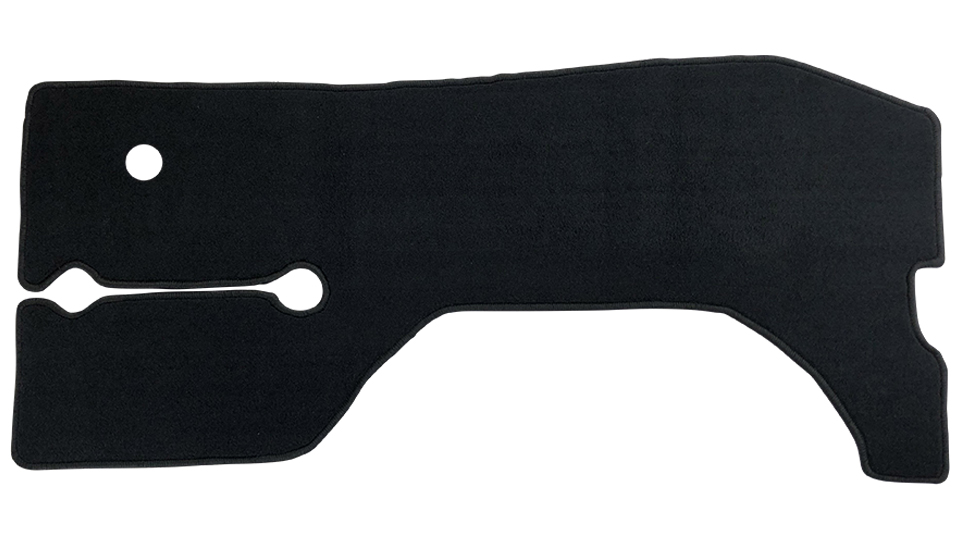 fussmatten-fussmatten-velour-hackenschutz-schwarz-unimog-424-425-427-437-shop_02