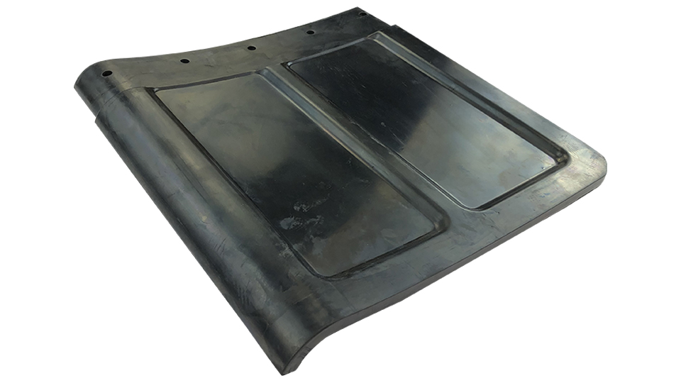 spritzschutz_spritzlappen-gummi-kotfluegel-links-unimog-403-406-413-416-421_shop_01