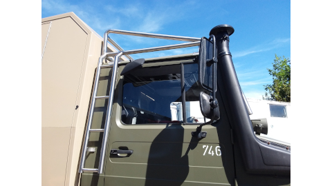 dachgepaecktraeger-expeditionsfahrzeug-unimog-424-425-427-435-437-webshop_rund_02