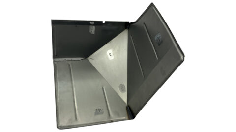 motorabdeckung-motorhaube-innen-innere-unimog-411-shop_03