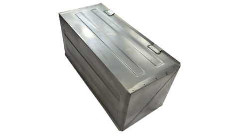 batteriekasten-batteriegehaeuse-deckel-unterteil-blech-blechkasten-kasten-zweigeteilt-zweiteilig-2teilig-unimog-403-406-413-416-417_01