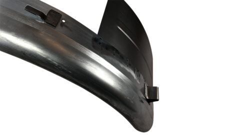 kotfluegel-vorne-schmal-links-blech-unimog-424-425-427-shop_03