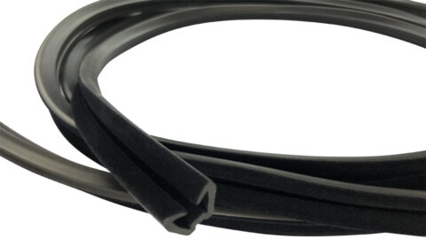 fensterfuehrung-kurbelfenster-fenster-scheibe-kurbelscheibe-tuer-unimog-424-425-427-shop_03