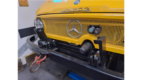 unimog-421-sfm-frontkraftheber-kraftheber-front-vorne-hubwerk-shop_01